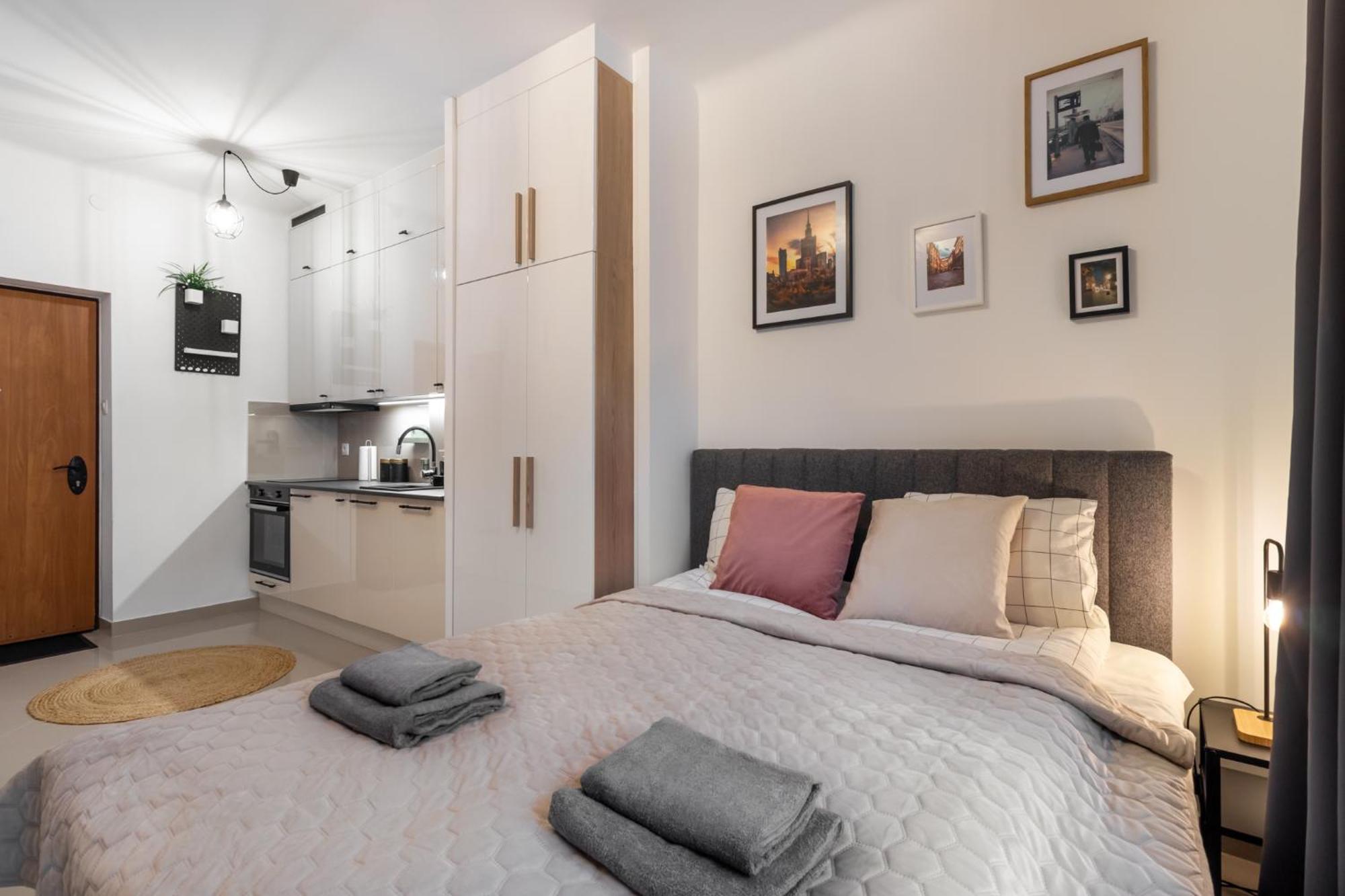 Golden Apartments Warsaw-Cozy Studio-Old Town&Orla Eksteriør billede